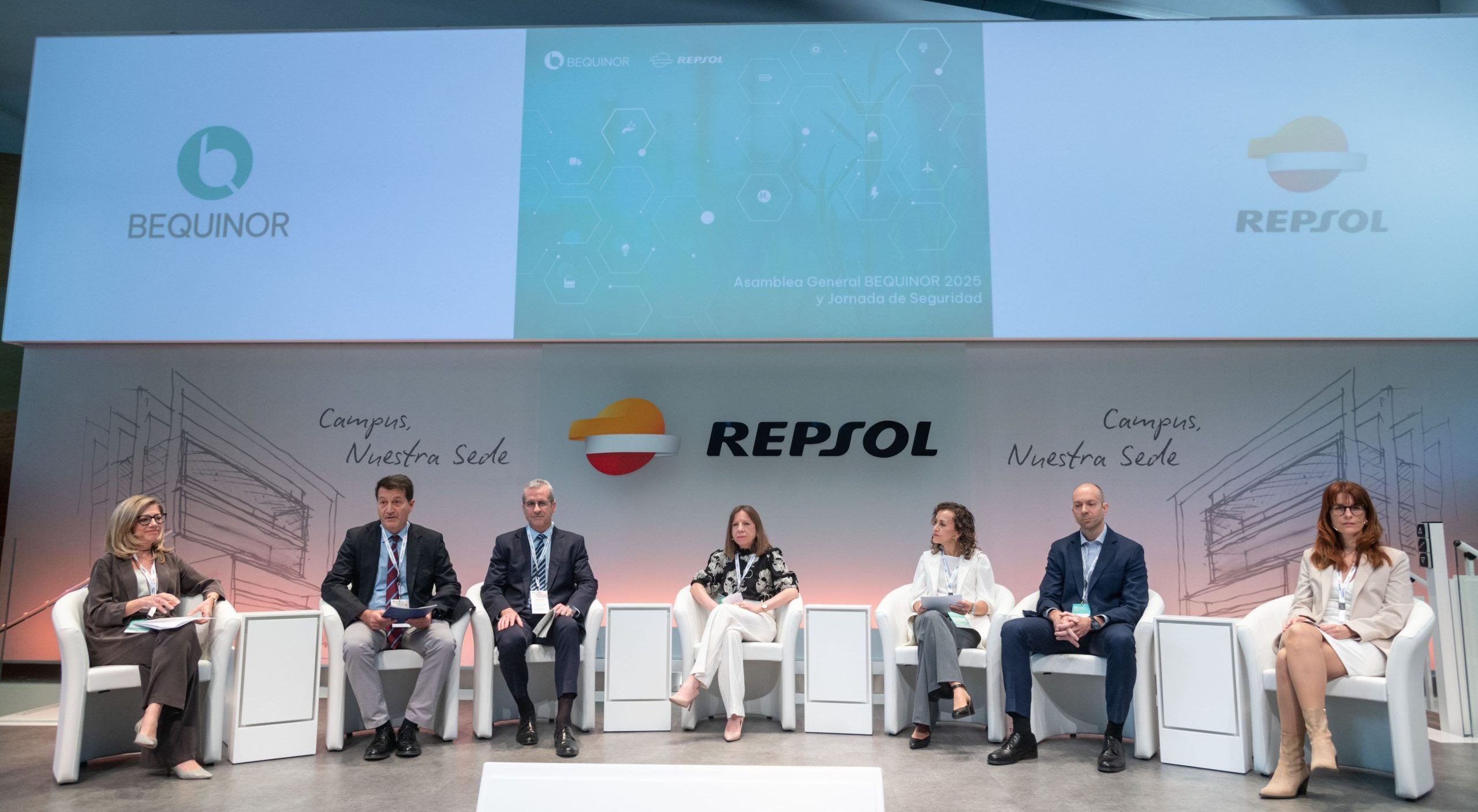 Rosa Sánchez Torres, José Antonio Delgado-Echagüe, Jorge Iñesta Burgos, Isabel Freire Peláez, María del Carmen Díaz Muñoz, Iván Moya y Claudia de la Calle Morales